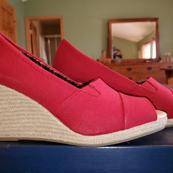Faded Glory Shoes - Red Espadrille Wedge